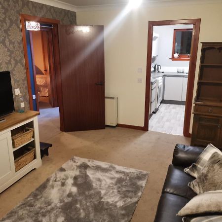 2 Raasay Court Apartment Портри Екстериор снимка